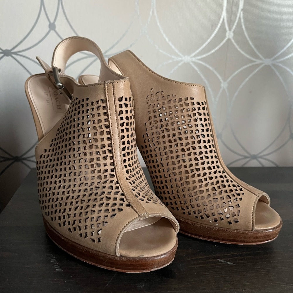 COACH Women's Tan Peep-Toe Wedge Sandals